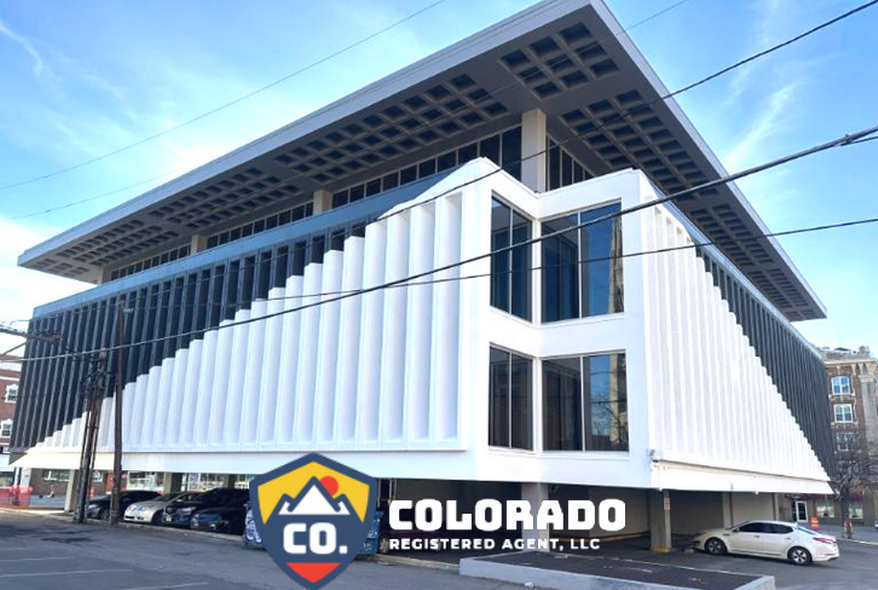 Corner view of professional Colorado Registered Agent LLC office building